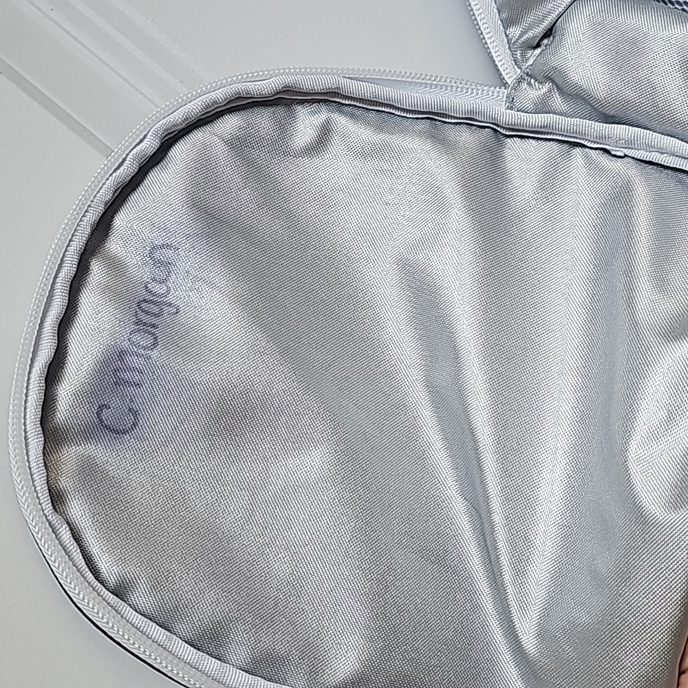 Seersucker Lunchbox in Blue and White - Picture 6 of 7